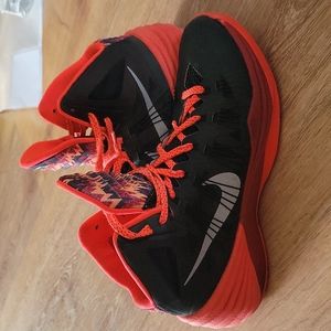 Nike Hyperdunk 2013 TB Sneaker Mens Size 10.5